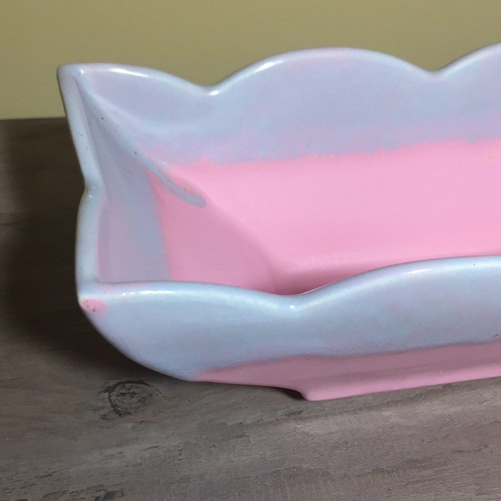 Hull Scallop Edge Rectangular Planter - Picture 13 of 15